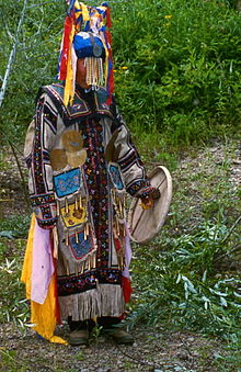Chuonnasuan,_the_last_shaman_of_the_Oroqen_1994.jpg (36121 Byte)